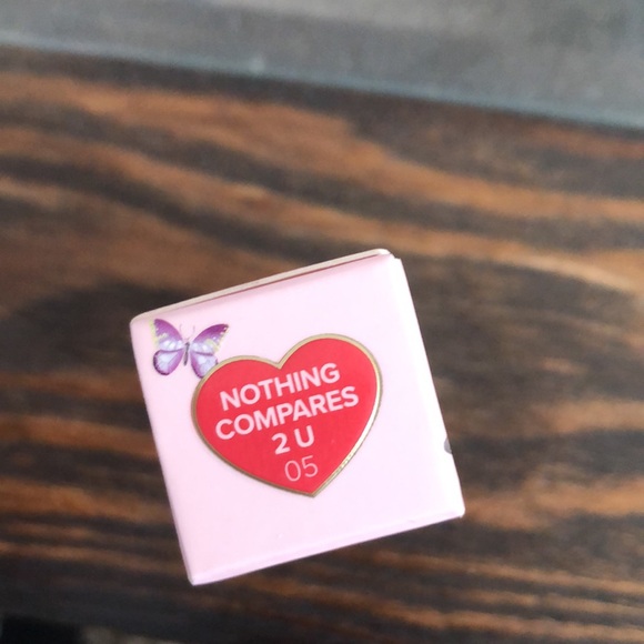 New Too Faced Too Femme Heart Core Lipstick in Nothing Compares 2 U shade - Picture 7 of 7